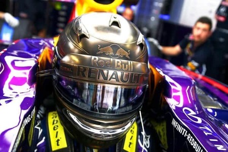 120314_26062025_helm-vettel.jpg