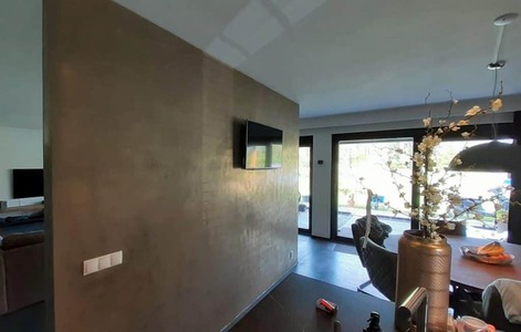 aquafill-brown-brass-with-black-patina-wall-2-1024x652.jpeg