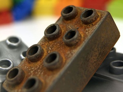 iron_rusty_plastic.jpg