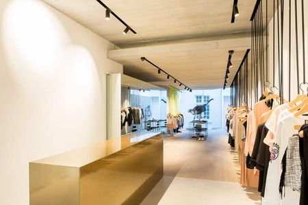 svnty-shop-antwerp-_-brass-high-polished4-1024x683.jpg